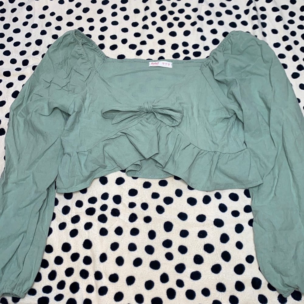 Cute Cropped Tie Top With Ruffles and Puff Sleeve